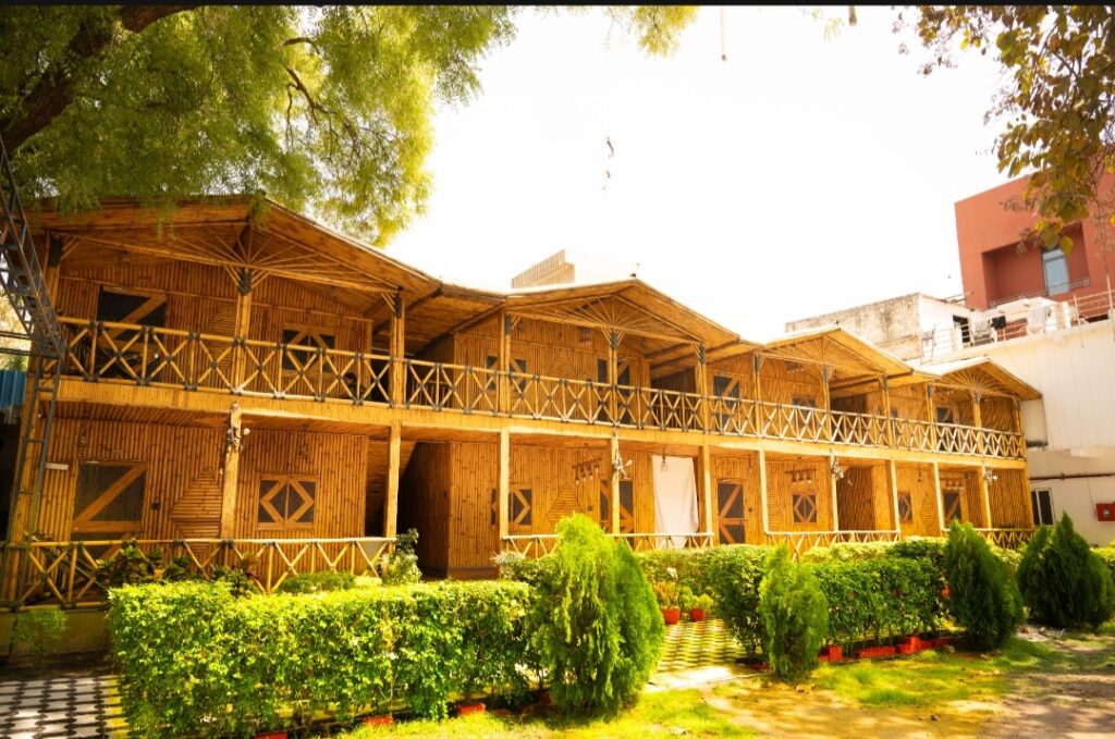 Top-Rated Resorts in Varanasi 