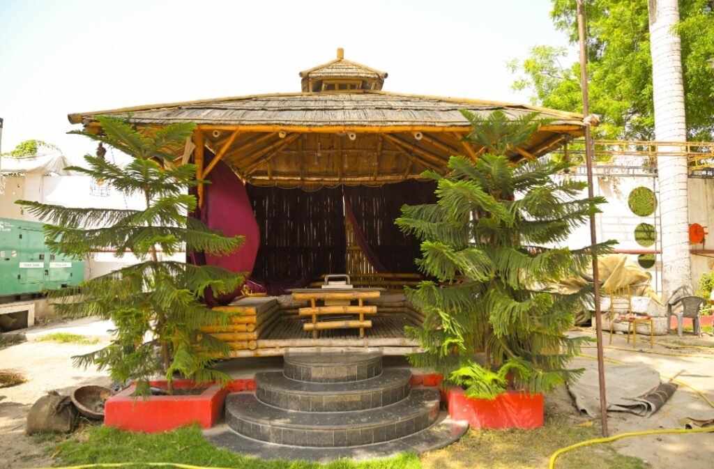Affordable Resort Options in Varanasi for Couples